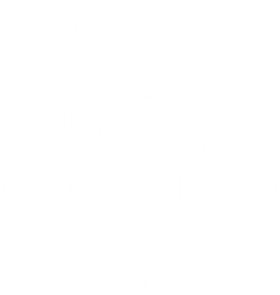 Logo da M&M Odonto